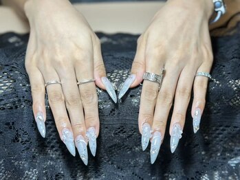 ナナネイル(Nana Nail)/長さ出し 付け放題