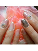 コーラル(CORAL)/ミラーパウダー　ポイントネイル