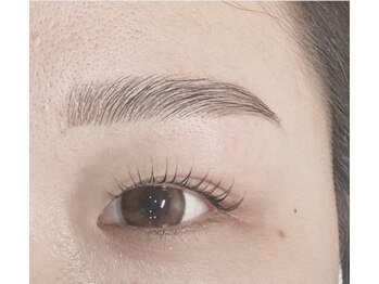 ビーラブドゥ(BE LOVED)/ハリウッドブロウ+まつ毛パーマ