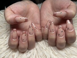 ラメフレンチ×ストーンネイル