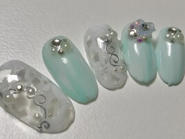 マーブルネイルで綺麗目ネイル