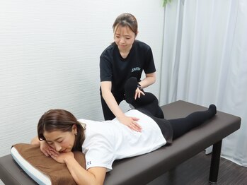 ストレッチリヴェラ 本郷三丁目店(STRETCH LIVERA)/慢性的な腰痛にオススメ