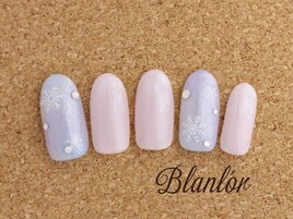 パステルスノーネイル