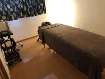 ヴォアラクテ(voie lactee)の写真/≪背中シェービング(背中マッサージ＆パック付)¥3,300→¥2,800≫後ろ姿も美しく♪背中が開いたドレスも◎