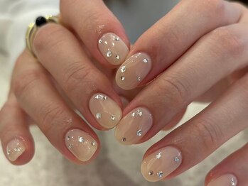 スー(Su___)の写真/シンプルだけど少しエッジの効いたお洒落なカラーリングはSu＿＿＿にお任せ下さい♪オフィスネイルにも◎