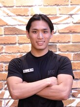 アーバンフィット24 江坂駅前店 西村 亮