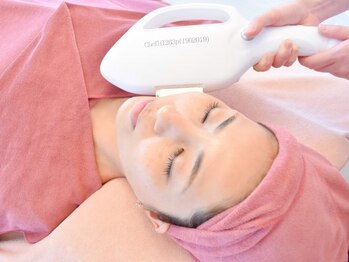 ビレナ 守谷店(Birena)の写真/速効性＆リフトアップ★【光フェイシャル毛穴洗浄付き＋パックor顔筋マッサージ】産毛脱毛効果も◎