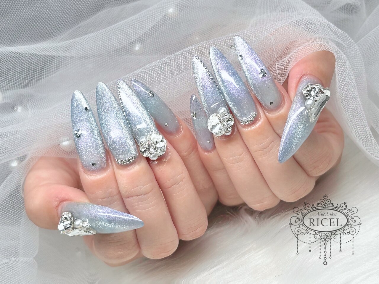 2026年春トレンド】ワンカラー スーパーロングのネイルデザイン集