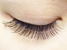 アイラッシュサロン ベティ(Eyelash Salon ～Betty*～)/誰もが左右で目の形は違うもの！