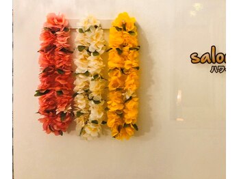 ハワイアンフォレストスパ 府中店(ハワイアンフォレストSpa)/レイで記念撮影