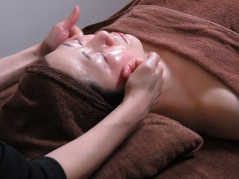 ブルーム(BLOOM)/極上の手技で癒されて頂きます♪