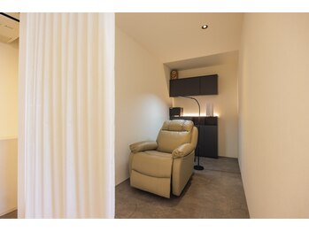 ニカ(nica)/ーまつ毛のお部屋ー