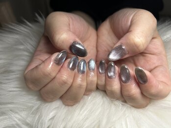 ルナール(Renard)/マグネットネイル