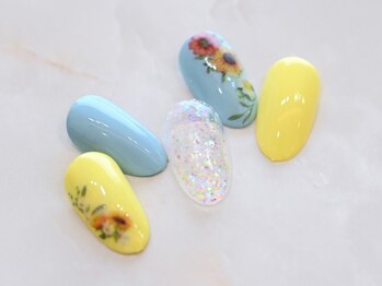 ルシェルアイ/ひまわり☆夏ネイル