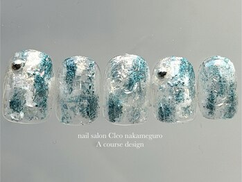 ブルーミラーネイル