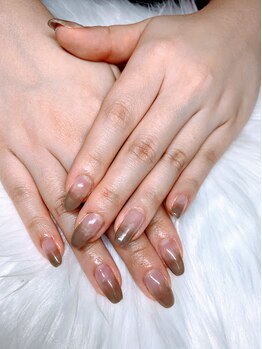 アムルーズ(Amoureuse)/カラーグラデーションネイル♪