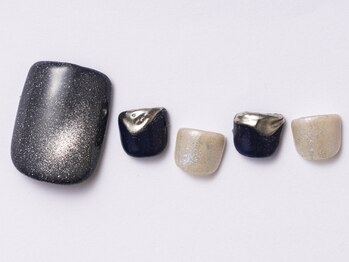 アイ ネイルズ 天神店(I nails)/ネイビーシルバー ¥8000