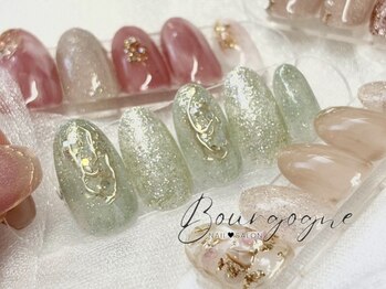 ブルゴーニュ(Bourgogne)の写真/【可愛い×トレンド】ワンホンネイルあり☆トレンドニュアンスから王道デザインまで◎