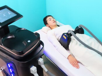 ビービーサロン 池袋(B.B salon)の写真/【脂肪燃焼＆筋力ケア】ぽっこりお腹引き締め!電磁パルス痩身で代謝向上＆姿勢改善/健康的な美ボディへ