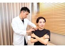 ライフバランスカイロプラクティック 松戸/可動域を確認