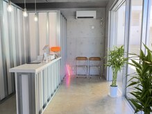 アート 宜野湾(THE ART)の雰囲気（開放感のある、明るく清潔な店内★(まつげ/眉毛/眉毛専門)）
