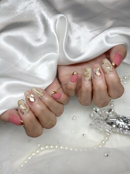 ビビ(ViVi)/チューリップネイル