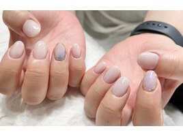 シンプルニュアンスネイル