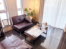 レヴール(Reveur)の雰囲気（アロマの香りが漂うカウンセリングルームとなっております☆）