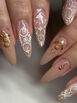 ヴレ ネイル(vrai nail)の写真/【亀裂補強/長さ出し1本¥550～】亀裂、折れた、長さを合わせたいなどのお悩みに!1本からOK◎理想の指先へ♪