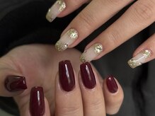 ゆびノさき/キラキラボルドーアシメネイル