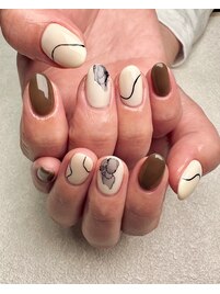 モノトーンネイル