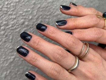 アイネイルズ 梅田店(I nails)/シルバーラインフレンチ¥9700