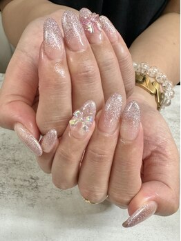 エイル ビューティー アルム(EIL beauty alm)の写真/スラっと長く,繊細に手元を魅せたいなら長さ出しを！長さ出しは１本からOKです☆【芝田/茶屋町】