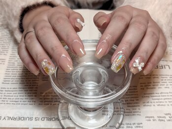 ブルーム(BLOOM)の写真/デザインに迷っても経験豊富なスタッフがご提案！シンプル～大人ニュアンスネイルまで対応◎ご相談ください