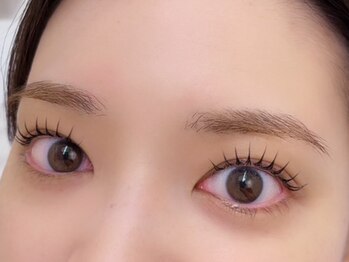 ココラッシュ 新宿西口店(cocolash)の写真/パッチリまつげパーマで叶える韓国風モテ可愛EYE！ナチュラル仕上げも◎