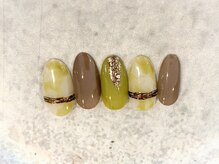 ファミリア/グリーンマーブルネイル