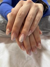 カミアンユイヤ ネイルラボ(KAMIANYUIYA Nail LAB)/ホログラムデザインネイル