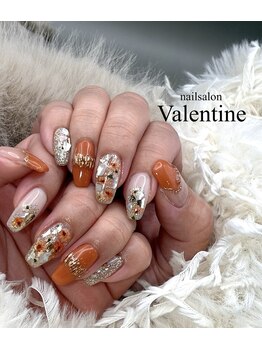 ネイルサロン ヴァレンタイン(nailsalon Valentine)の写真/snsフォロワー5万人の最新デザイン！季節ごとに変わる定額ネイルはオフィスから派手めまで対応可能♪
