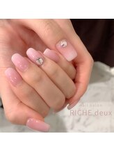 リッシュ ドゥ(RICHE deux)/ヌーディなスキンカラーネイル