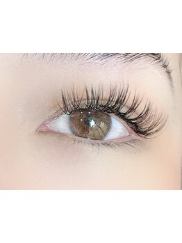 ボリュームのある目元にしたい