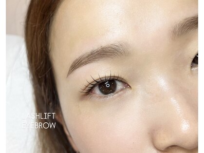 リシェリアイラッシュ(Richer)の写真