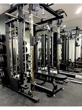 ピピ 鹿児島中央駅店(PiPi)/黒を基調として綺麗な内観