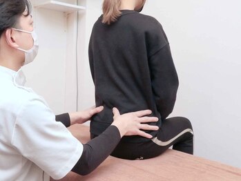 いずみ鍼灸整骨院/2.歪みバランスチェック