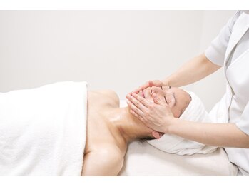 ポーラ AMI店(POLA)/フェイシャルマッサージ