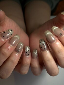 マグネットフレンチネイル