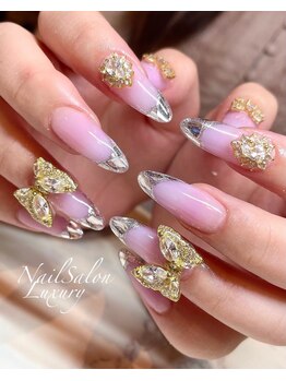 ネイルサロンラグジュアリー 梅田店(LUXURY)/韓国ネイル【別途パーツ代】