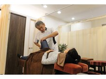 バランス ラボ整骨院の雰囲気（検査で異常なしと言われた痛みも原因から整えます）