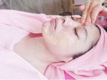 小顔矯正アンドフェイシャルサロン アンベリール(embellir)/■ゴマージュ