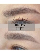 シーア ボーテ アイラッシュ(THEA beaute eyelash)/ブロウリフト【眉パーマ】