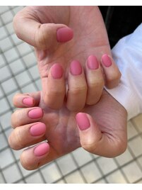 シンプルでも一癖を！
